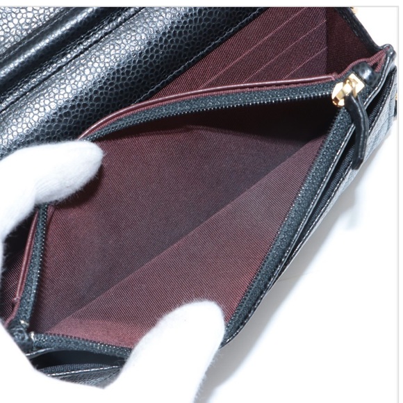 Chanel Matelasse Caviar Chain wallet, gold metal fittings - Picture 11 of 16